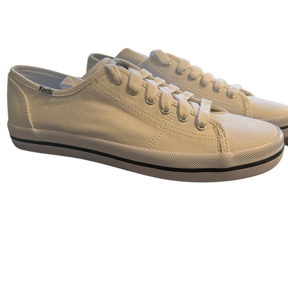 Keds Shoes - NIB Keds White Canvas Sneakers Size 7